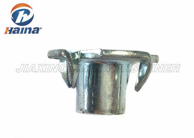 DIN 1624 آجیل چای پنجه آجیل کربن فولاد روی روکش چهار پنجه آجیل برای مبلمان