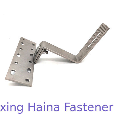 شن و ماسه DIN 603 OEM لوازم جانبی نصب و راه اندازی خورشیدی قلاب سقف کاشی